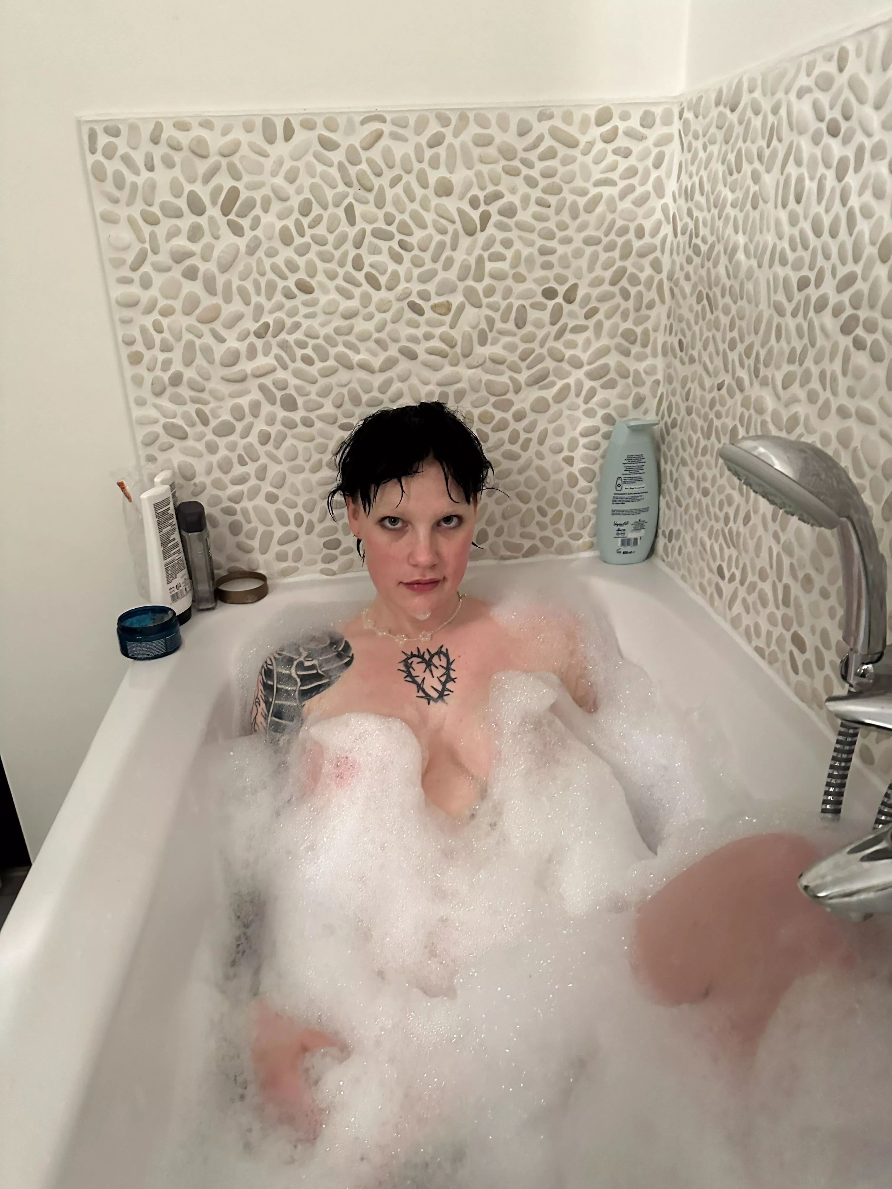Bath fun <3 posted by Infamous-Albino