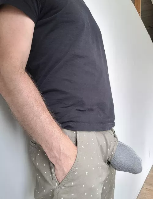 Bulge through fly by sixfivealive