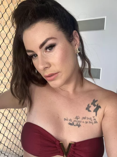 Can I be your midnight snack? by TheLuckyComedian