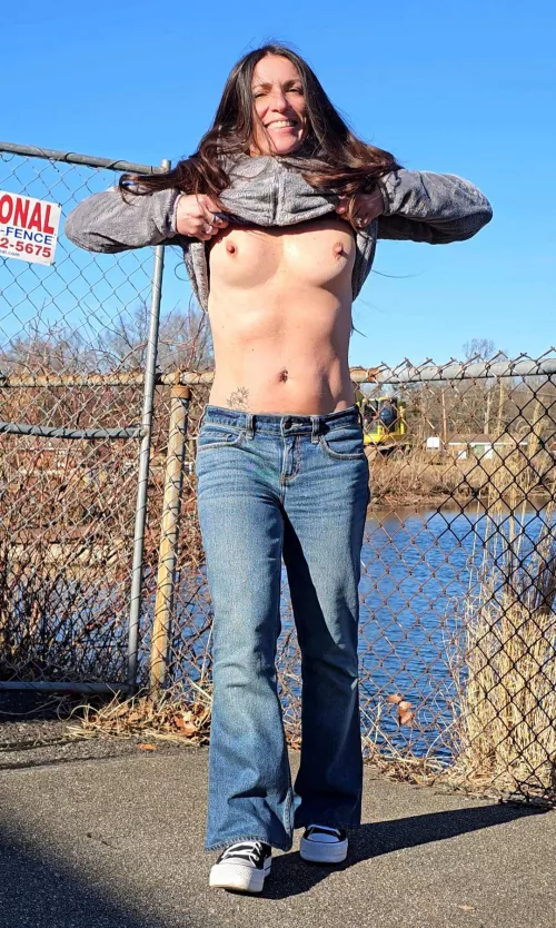 Construction site titties [48f] by Jefbacca