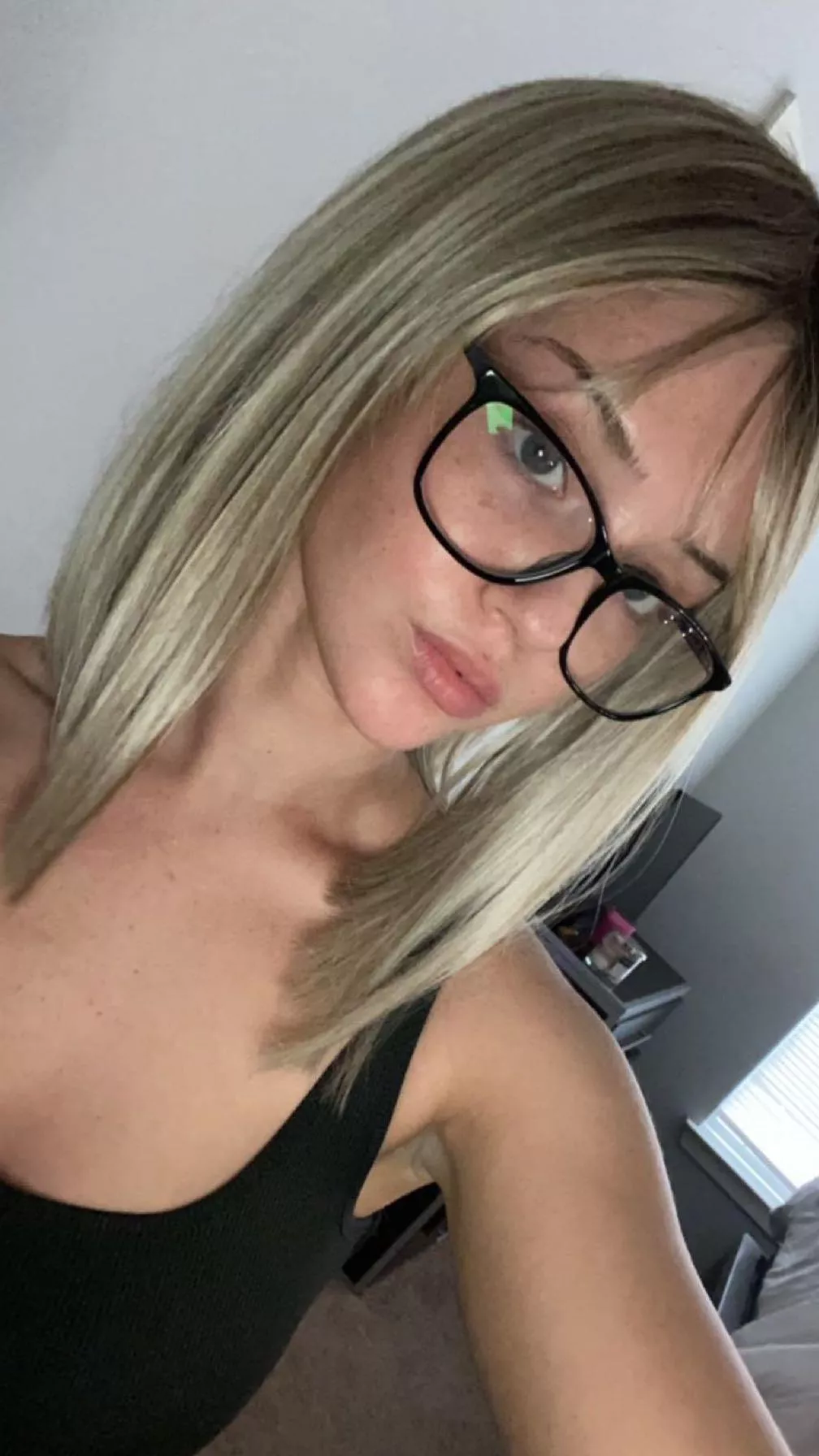 Could you tell me if I'm cute, pretty, or hot? posted by ExplanationOk4317