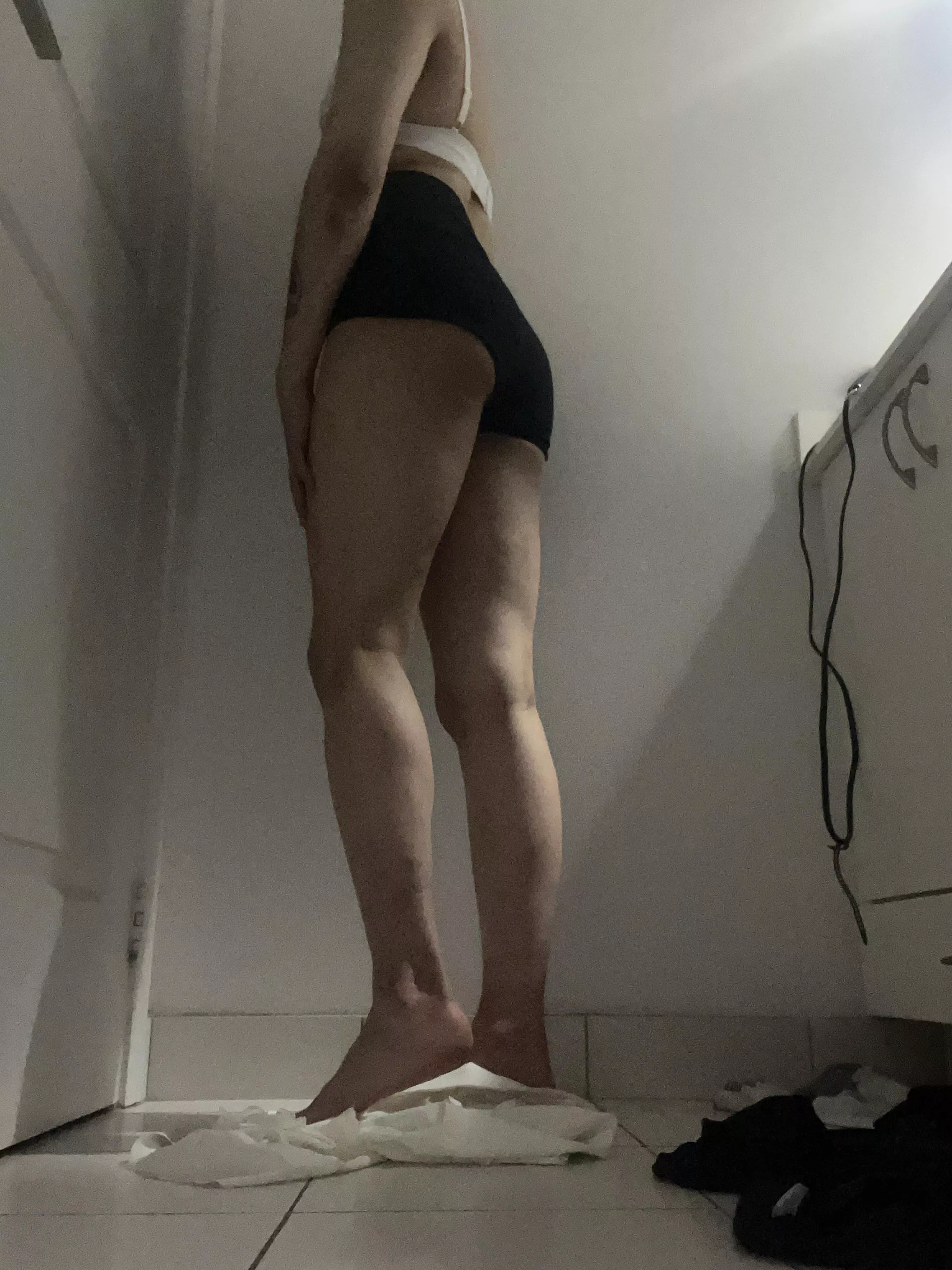 Cum here daddy🥵 posted by Naomichoifemboi