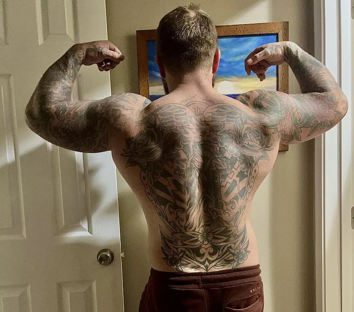 Distracted? Tell me about it.. posted by macncheeeseee