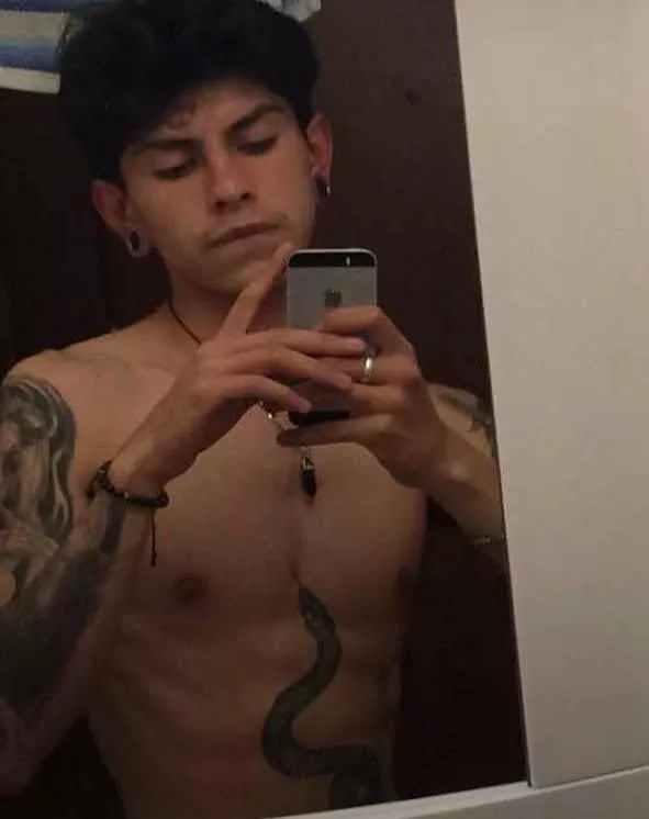 Do you like tattoos? This snake is burning posted by BadSnakeBoy