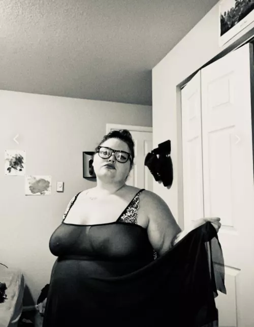 First person to guess the right color of my lingerie gets a free week trial by Its_aurabb