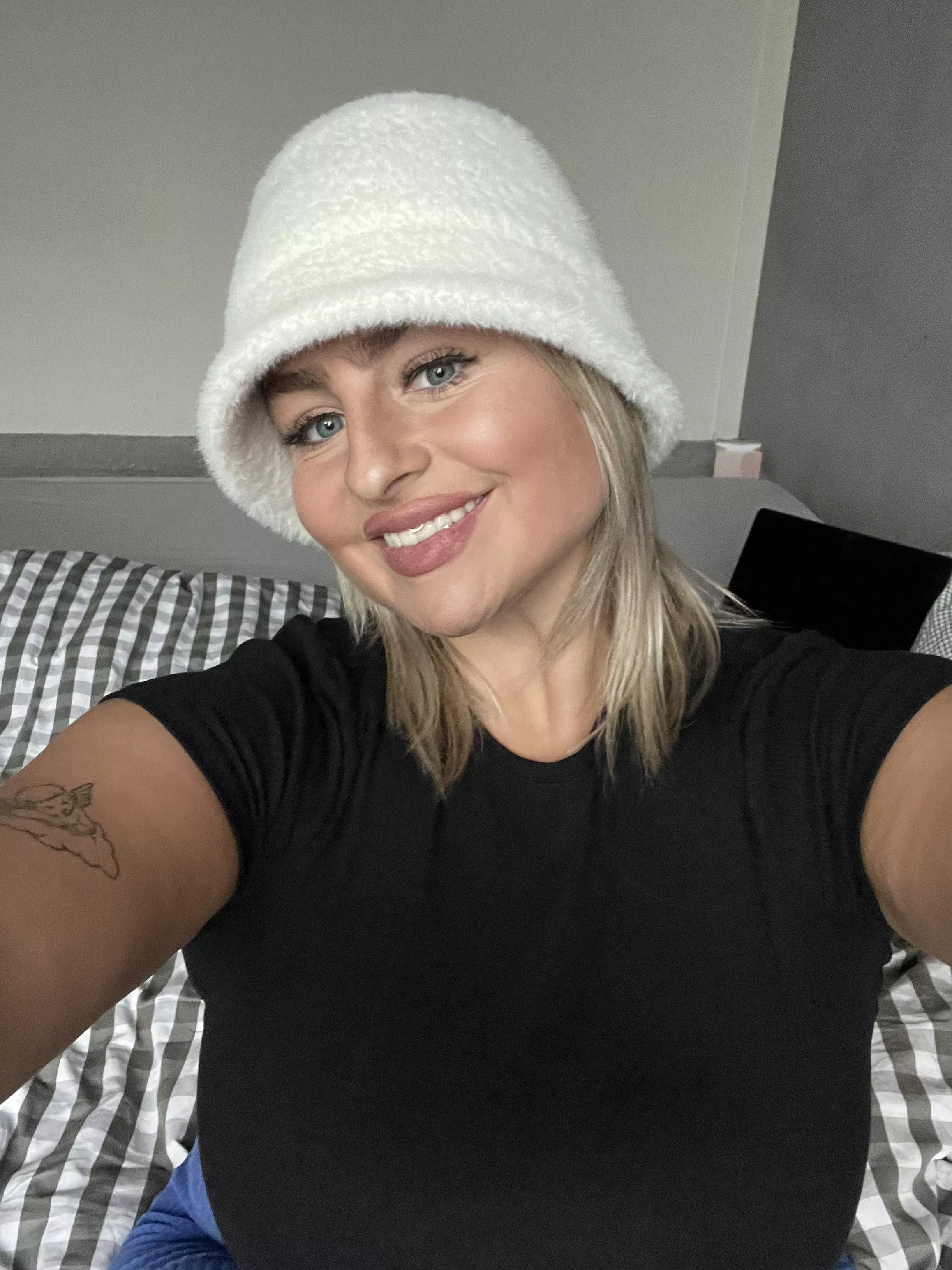 First post here.. posted by Earline_Clayton