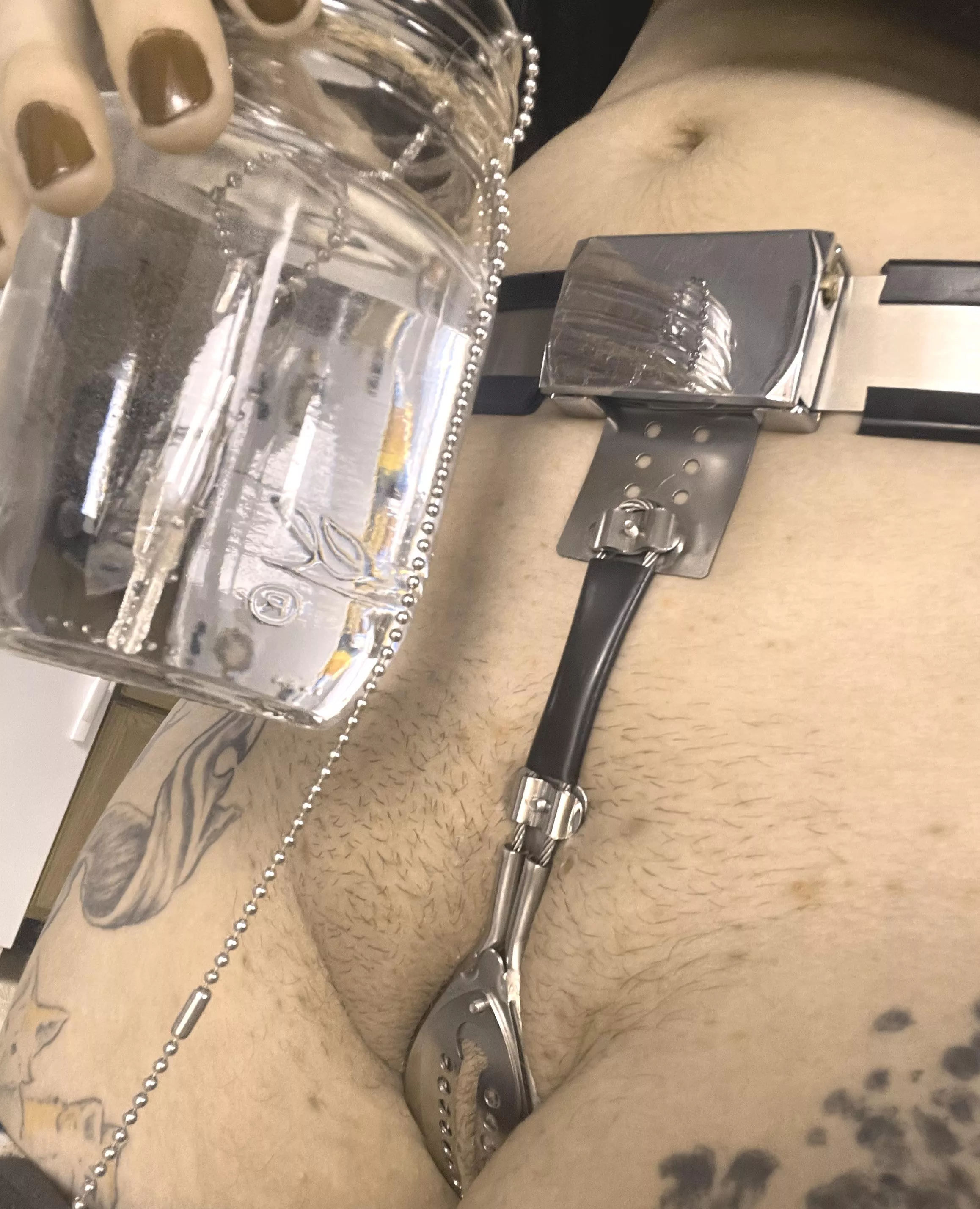 Freezing my key posted by Chastityslut4679