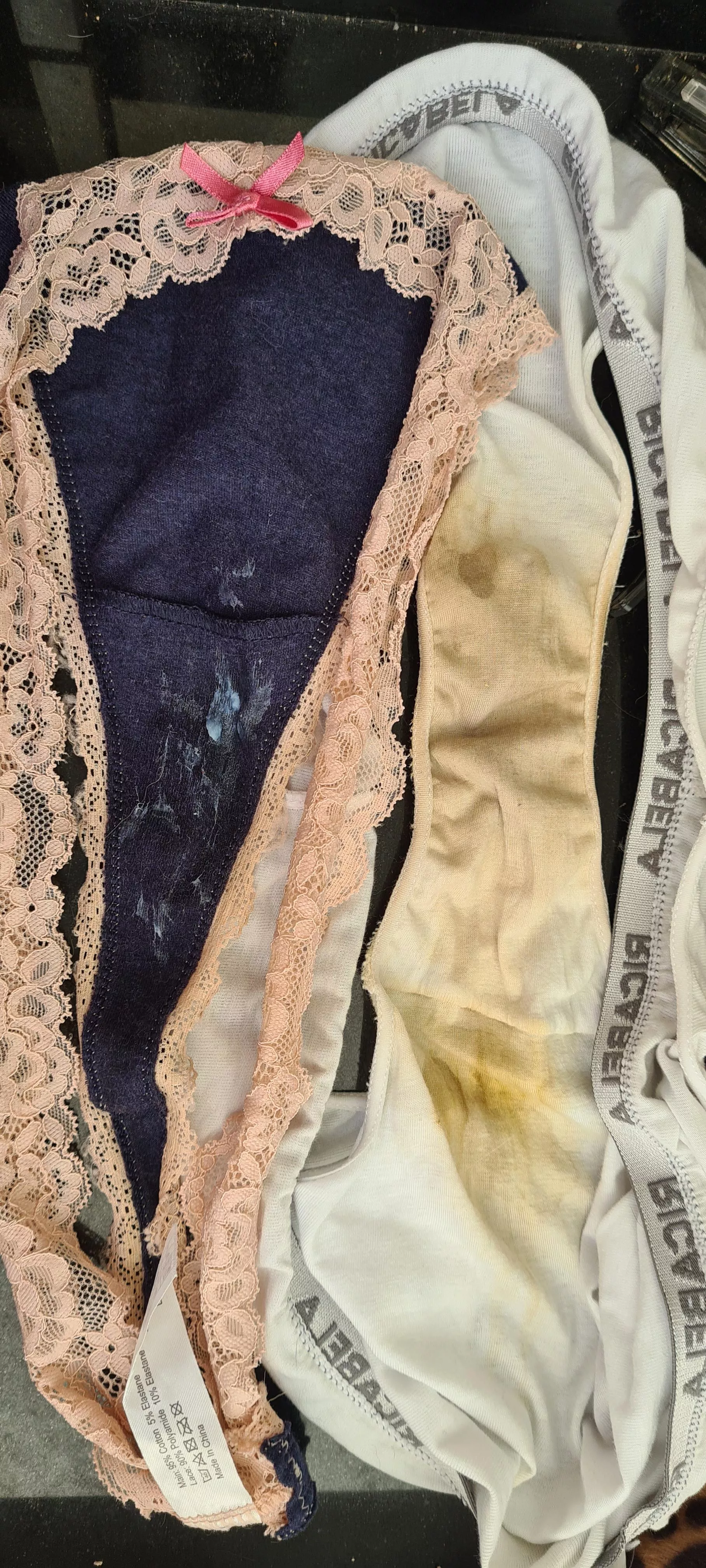 Fullback whities last minute cancelation 7 day wear! Lovely blue jeans lacey thongs 24h but strong scent zone 2 and 3! posted by bbwnicoleann