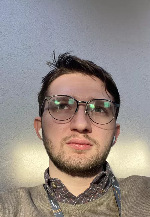 Hey! Does someone want to chat? by KhalToss