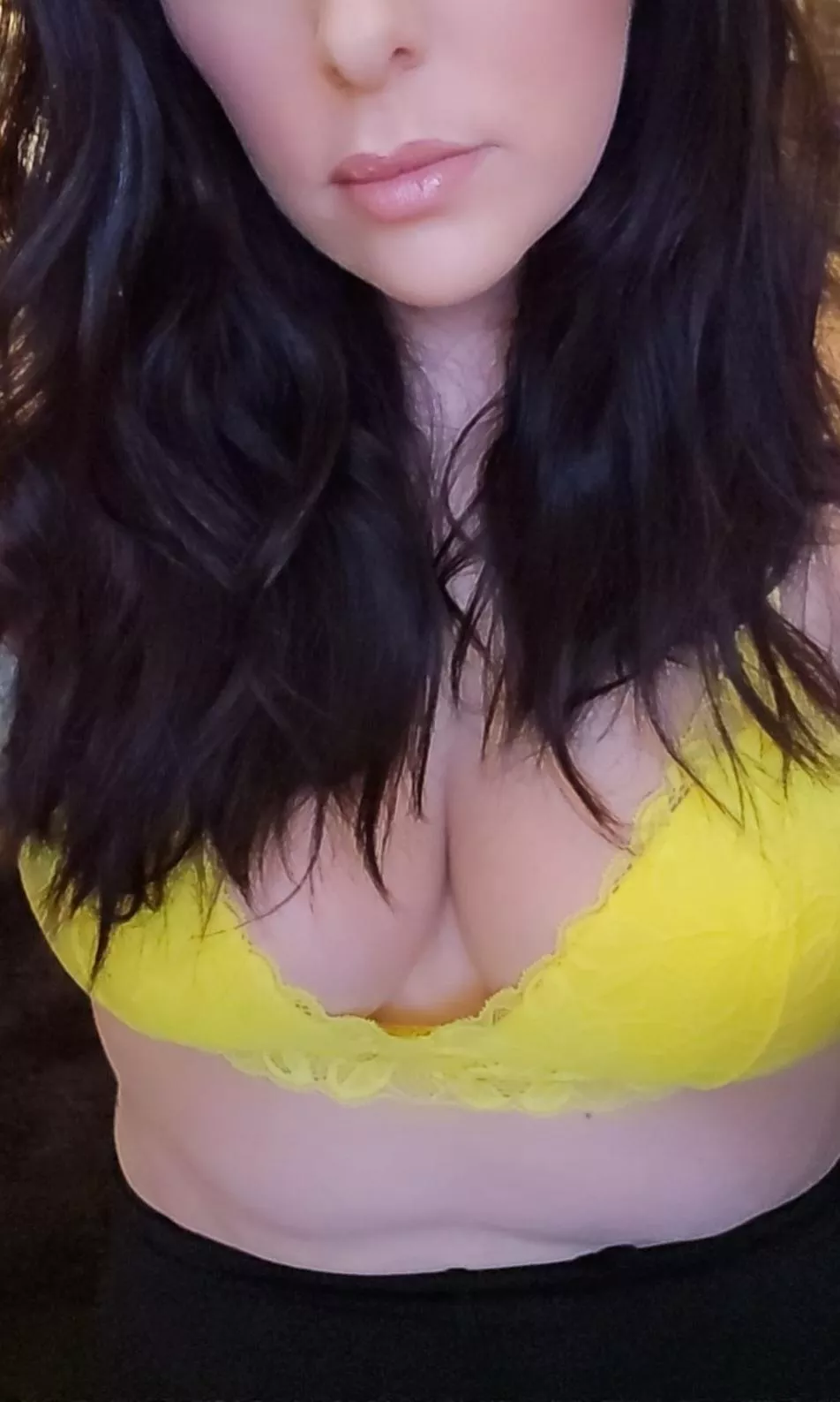 I wore this bra on a building site today. Now its time to take it off and get myself in bed after a hard day's work ;) xxx posted by funmumelf87