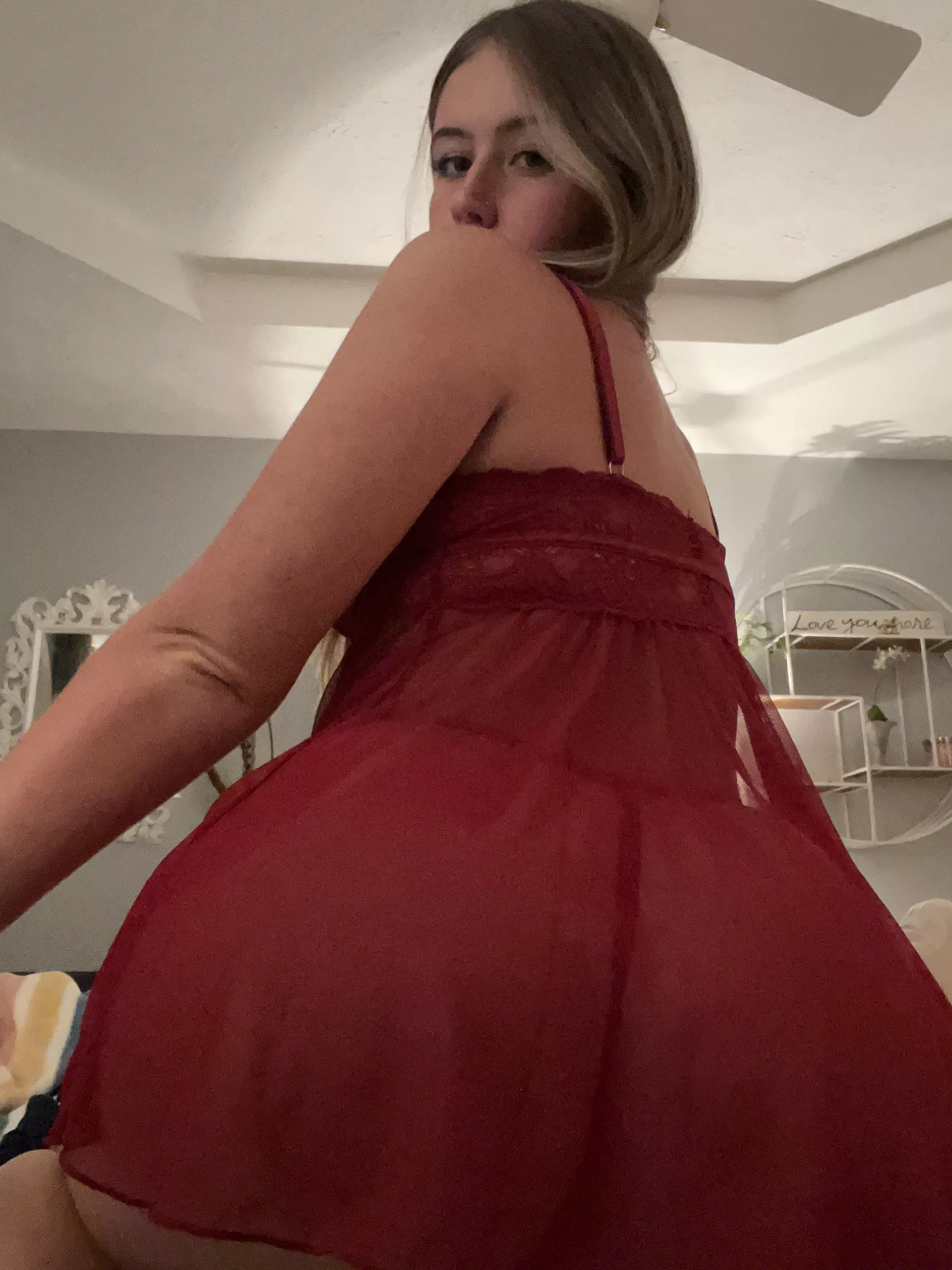 Idk how I'm so small but my booty grew so big posted by RealUnderstanding746