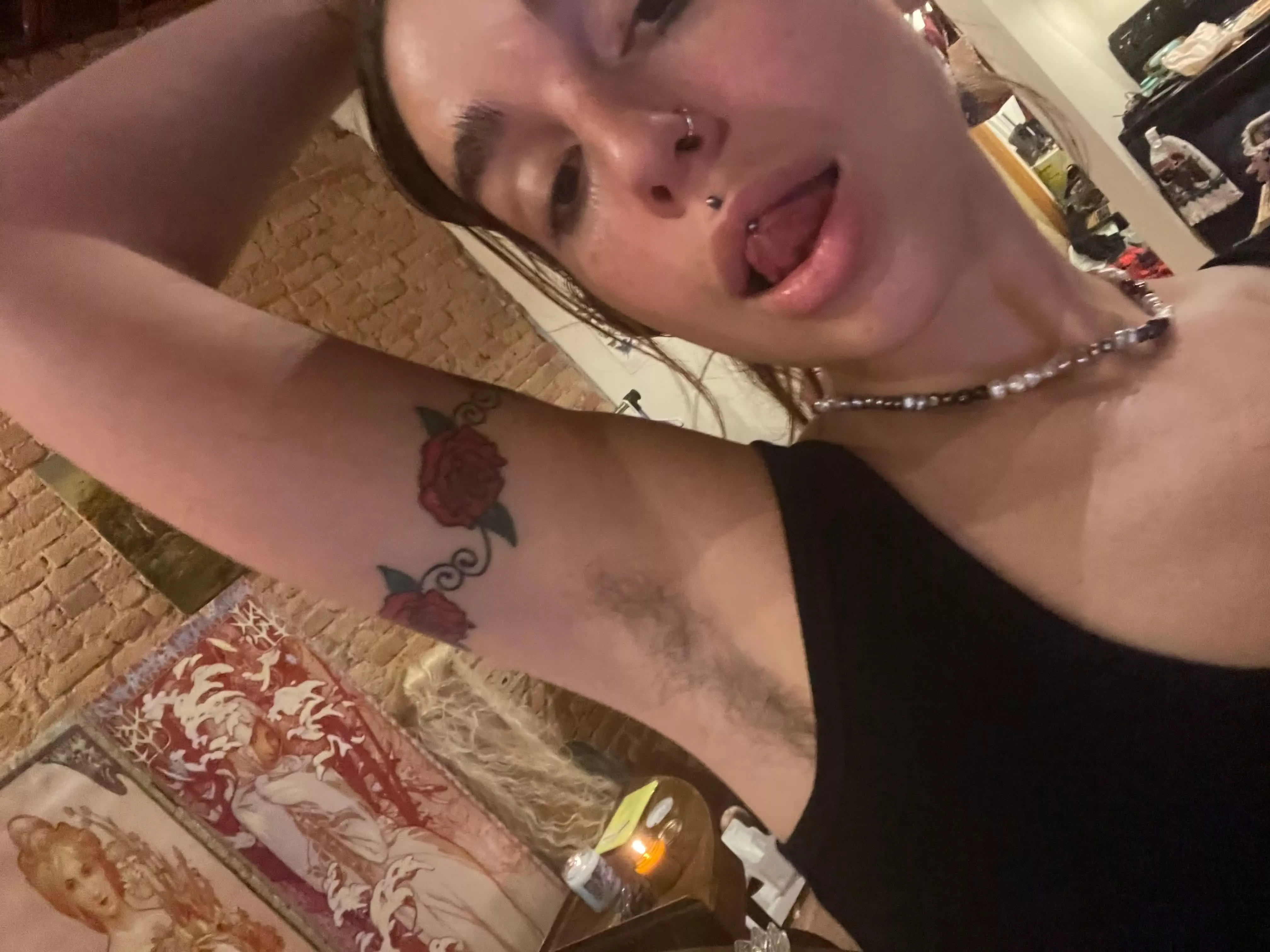 leave your load on my pits posted by kmifghfghfghyt