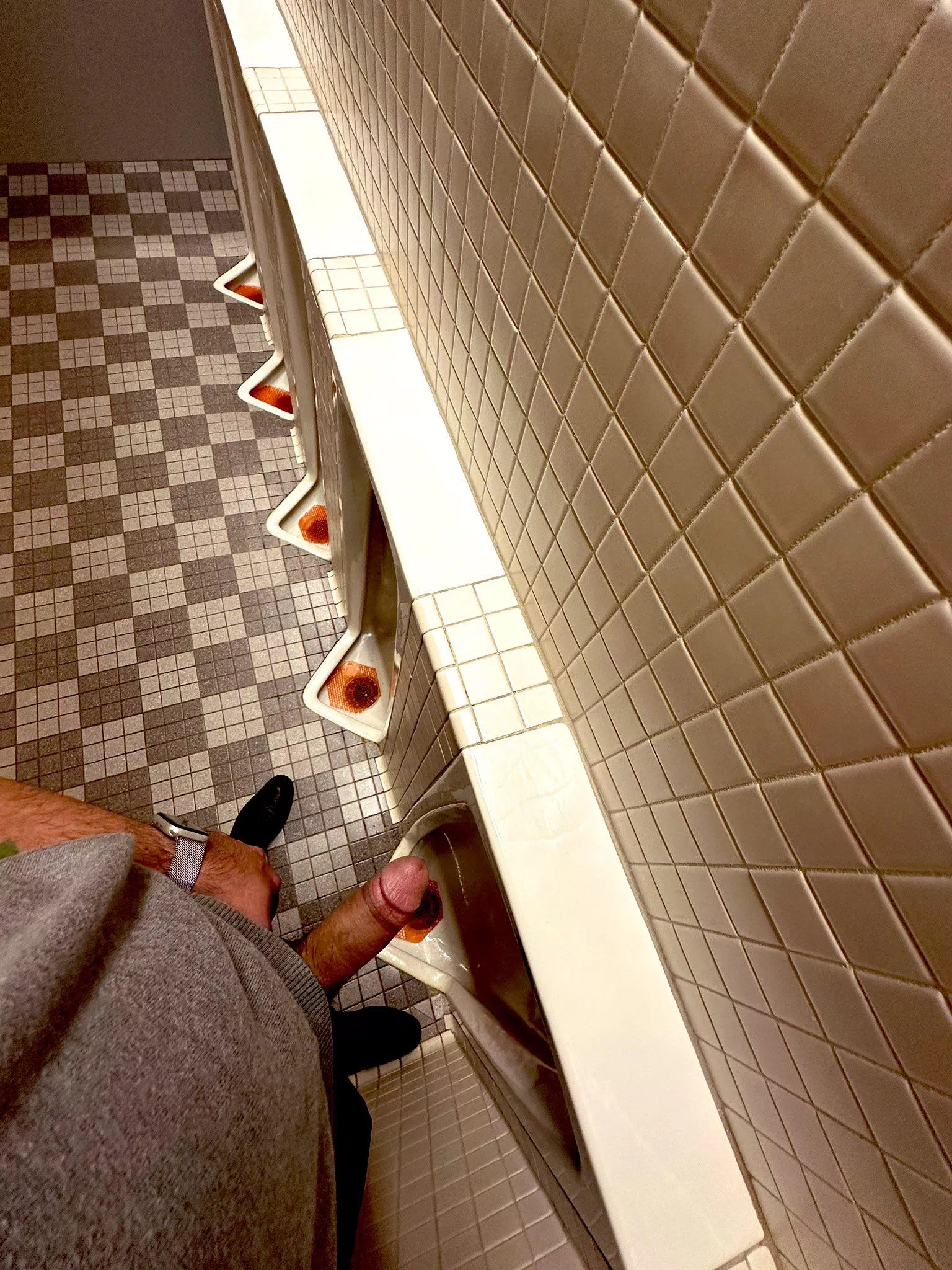 Little fun at an airport posted by rimmingaddick