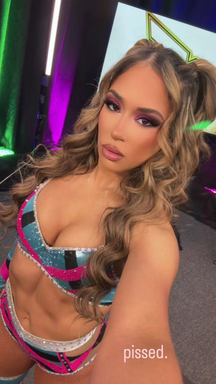 Lola Vice posted by SheetAcrobat