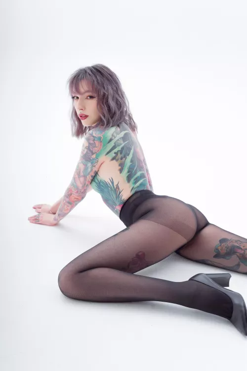 Pantyhose without panties by hot_hellyrite