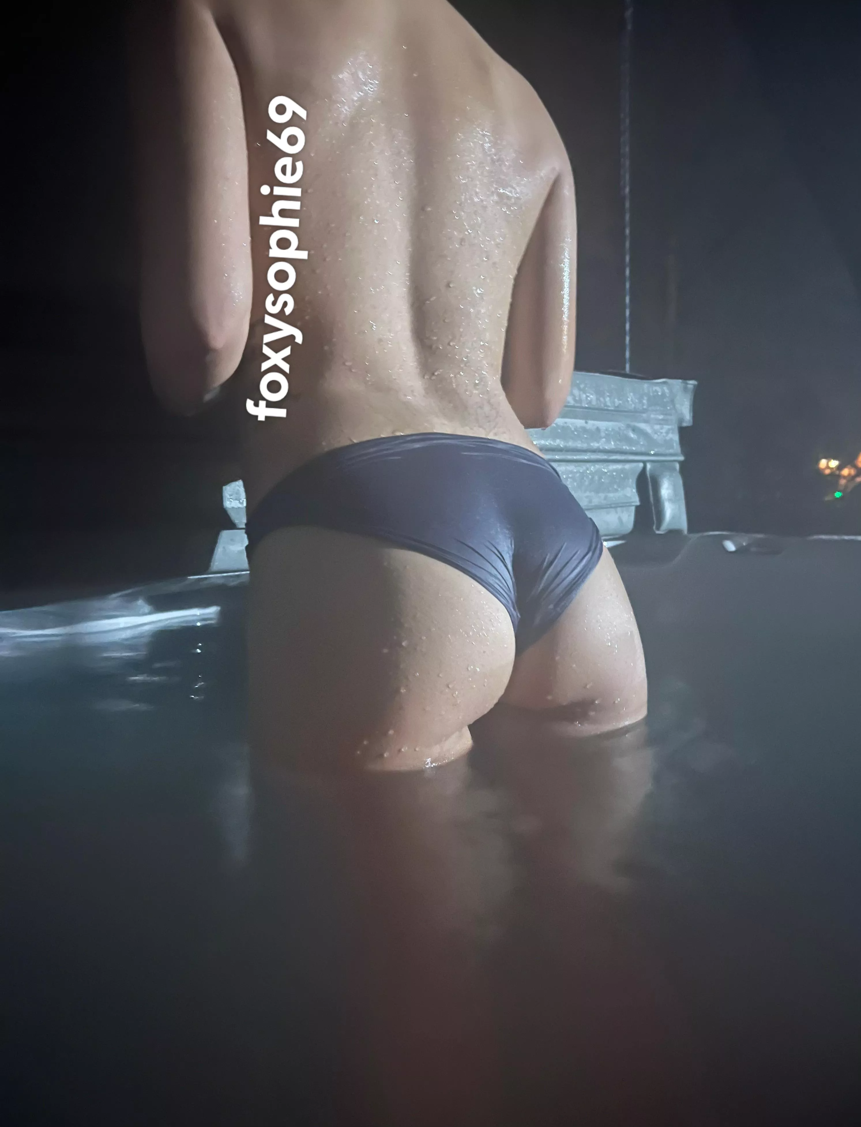 pull them down and bend me over🙃 posted by FoxySophie69