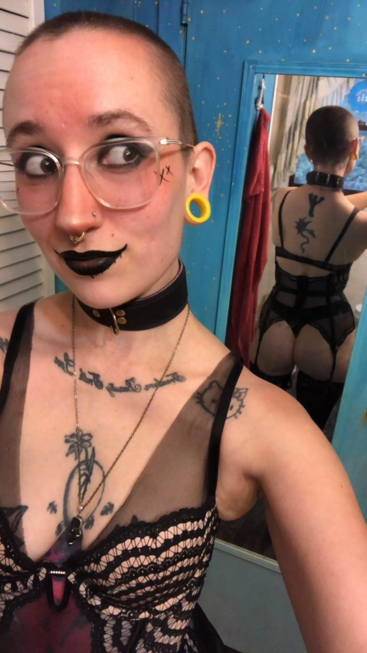 Selfie from before the concert 🤘🏻 posted by RealFemShady