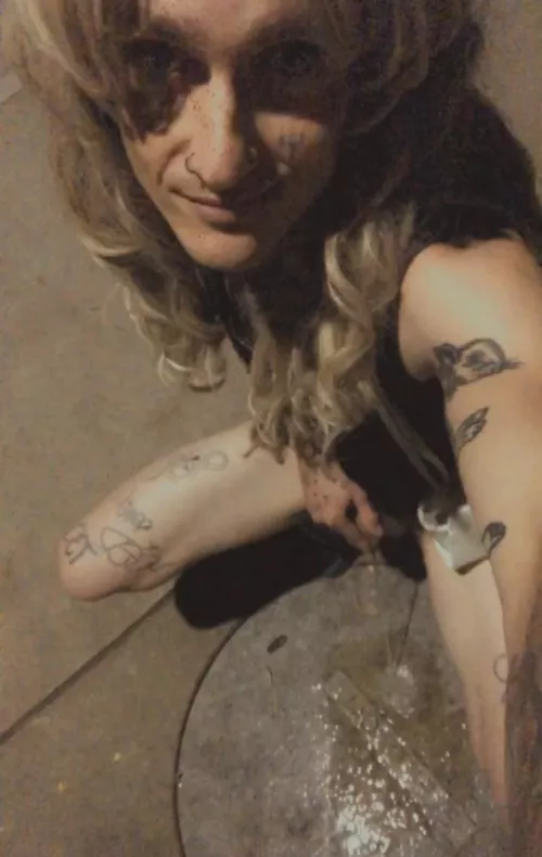 Squatting to pee on the ground in the park after taking my panties off. I make myself horny 🥵 by playgirl616