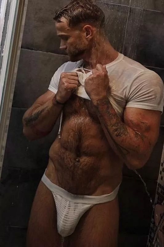 Very very not comfortable posted by hereWeAreXXX