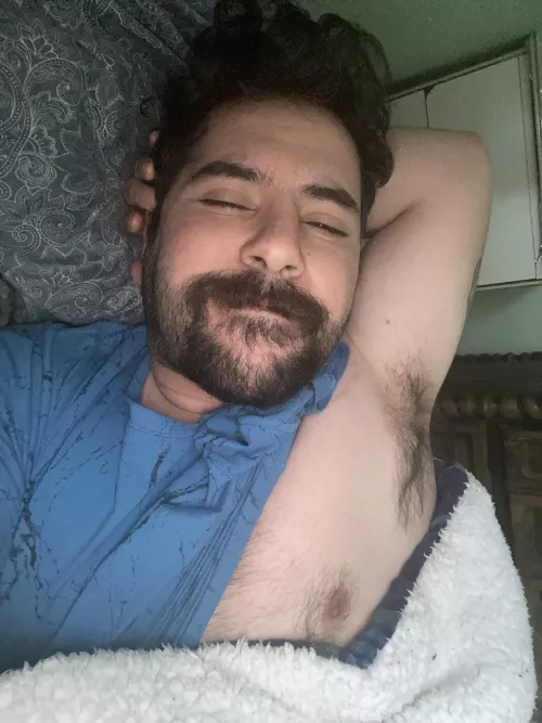 Waking up 🥵 by GatitoMafioso