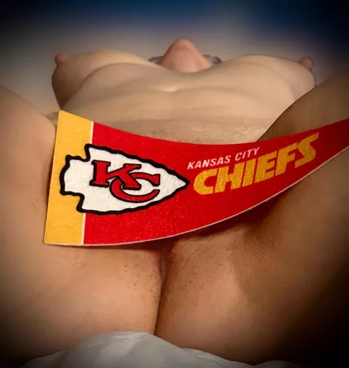 Where ya at, Chiefs Kingdom?? by inthisroom77