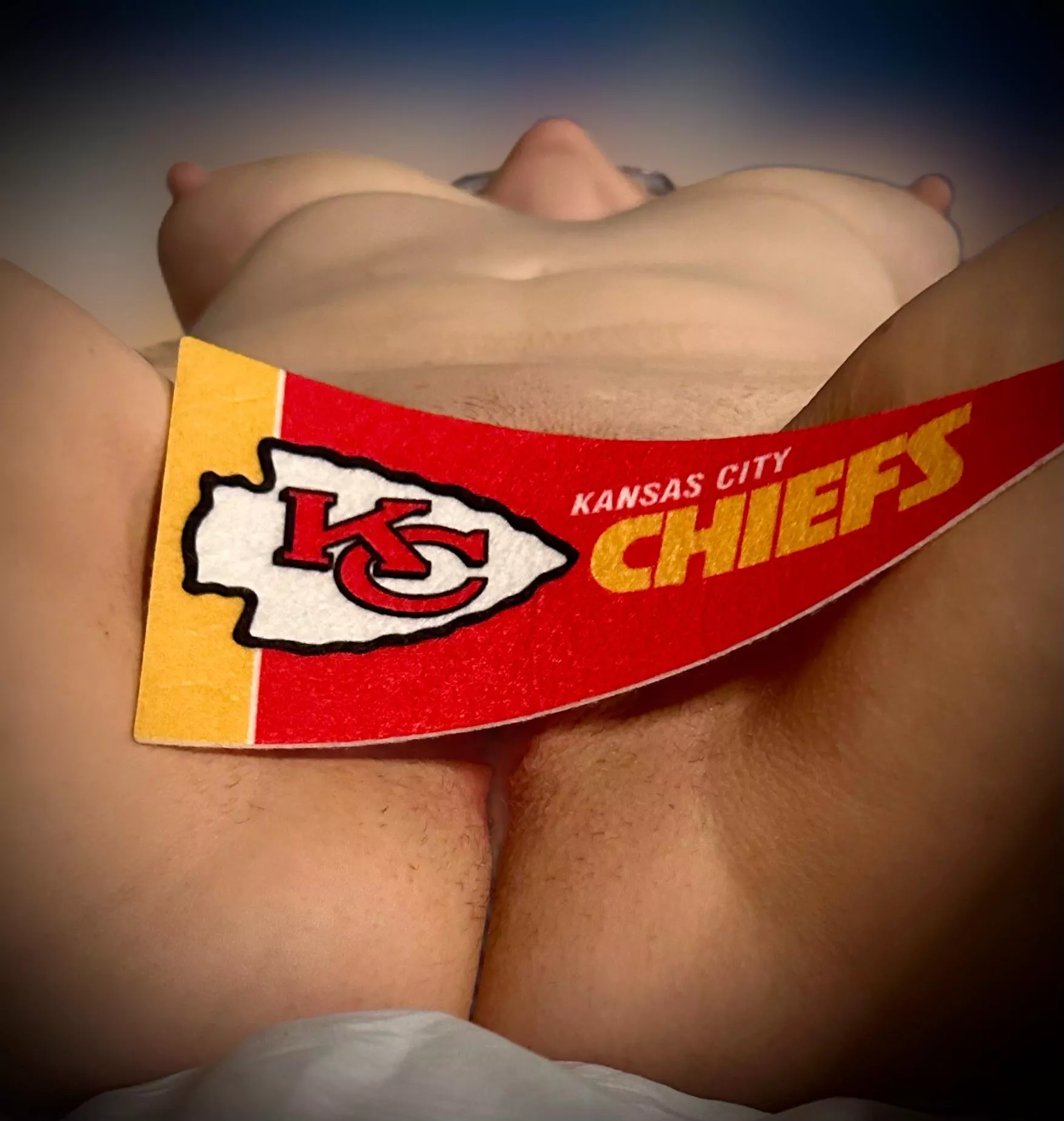 Where ya at, Chiefs Kingdom?? posted by inthisroom77