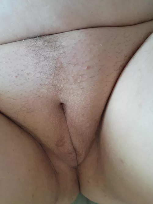 Would you softly kiss my mound? by mellymac123