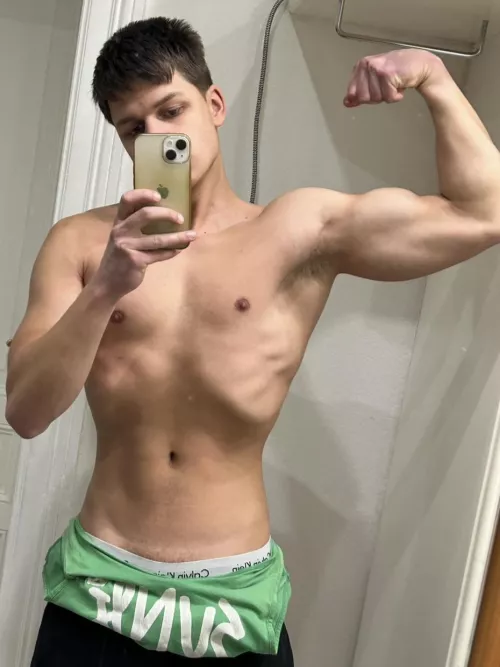 (19)Would you bury your face in it? by Select_Equipment4297