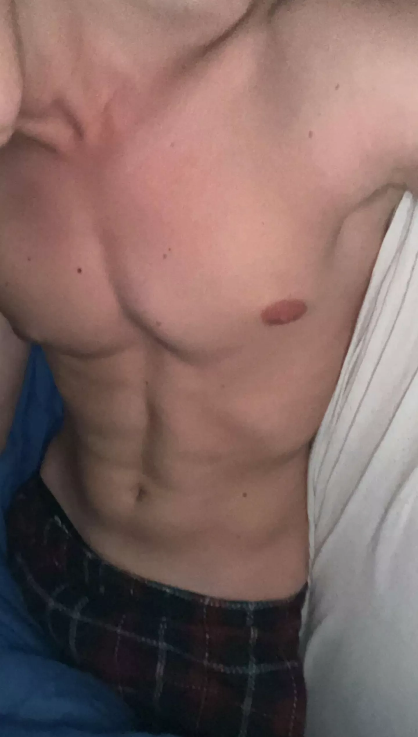 24 Show your abs and get my snap posted by Batica_gym99