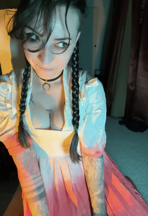 a friendly ghost by UrsinaeVespera