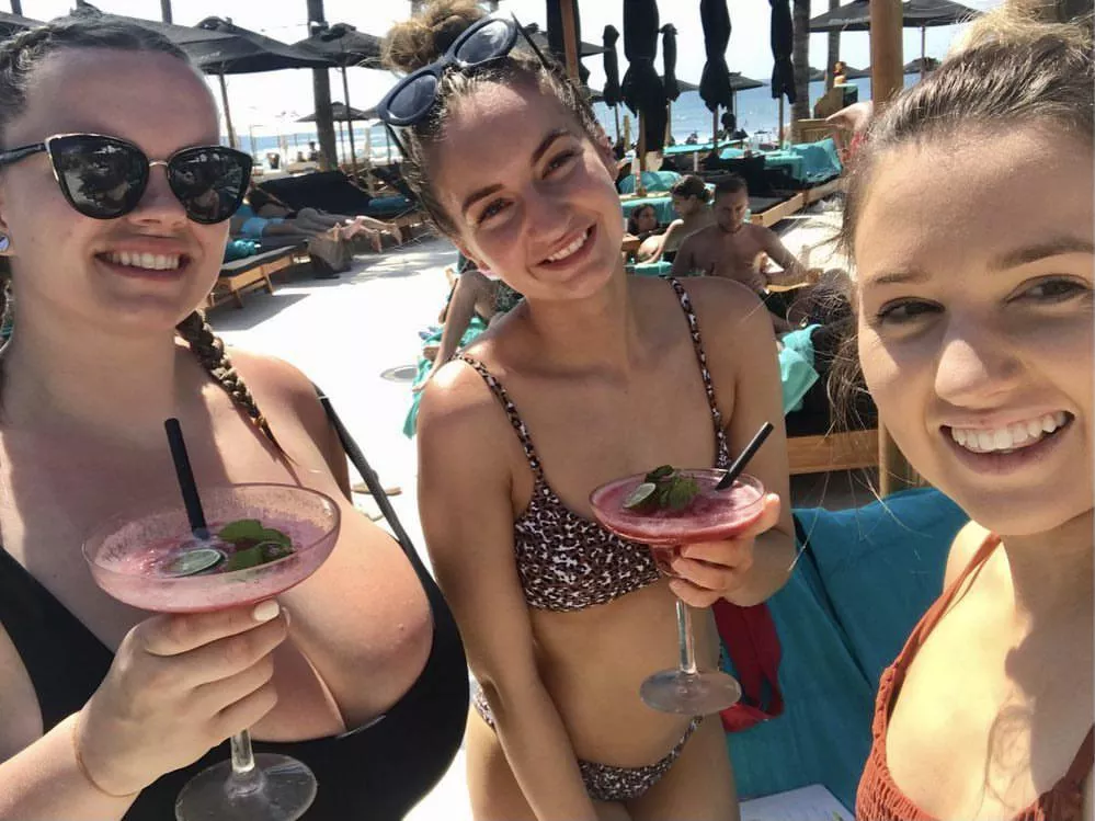 Absolute superiority😍 posted by BiDigit