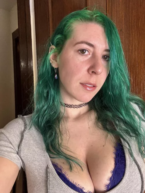 All natural selfie by sirenskiss3