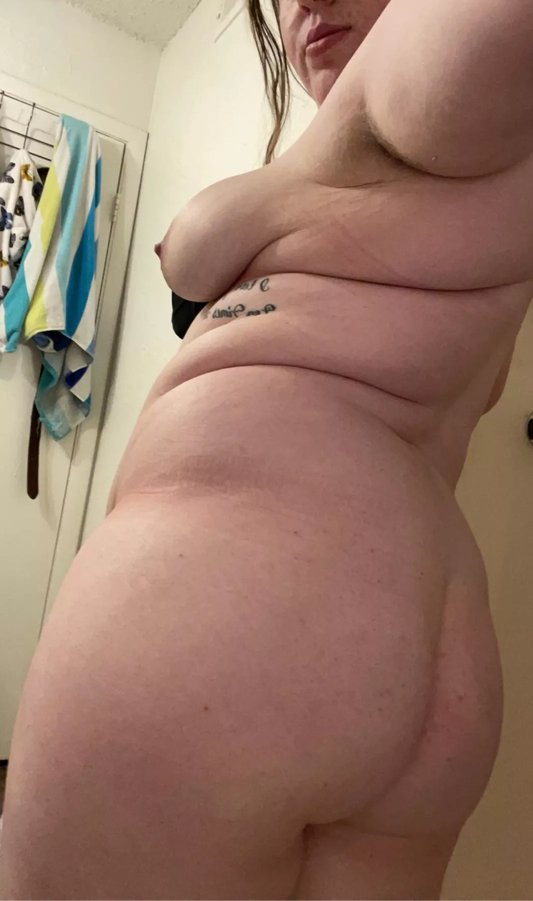 Anyone online? posted by subslut5259