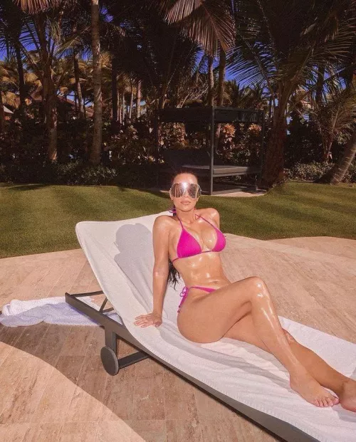 Are you into tan lines? 😉 by Distance2030