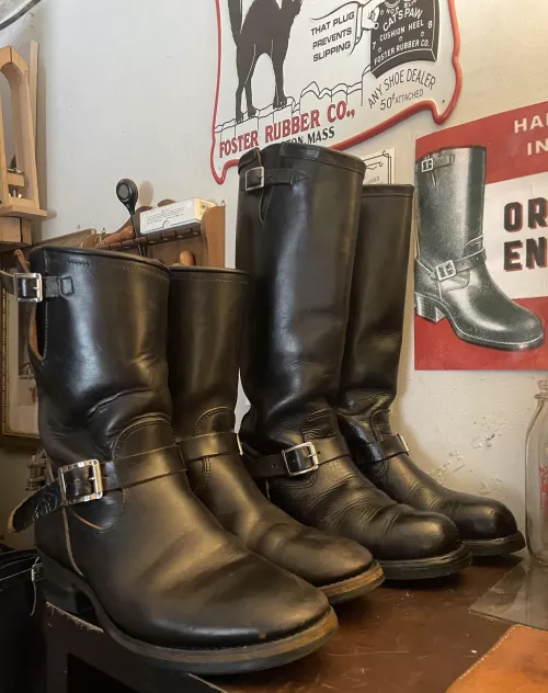 Attraction's and Chippewa by TeacoreLeather