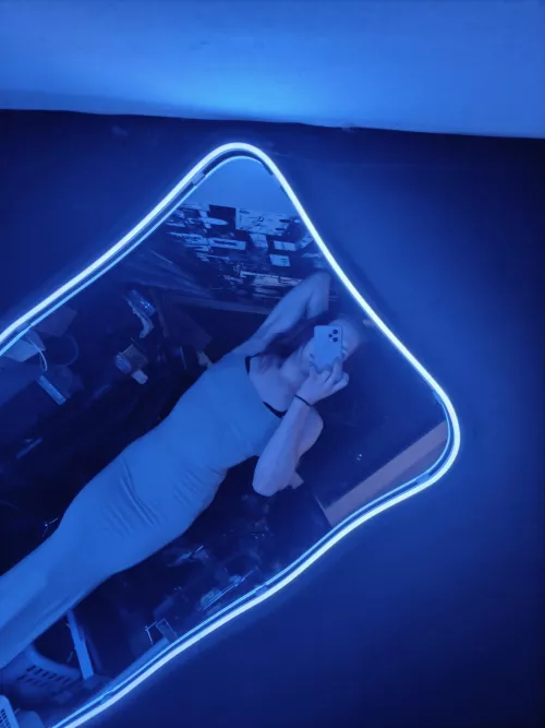 Can I wear this to the first date?👉👈 by Phantlm