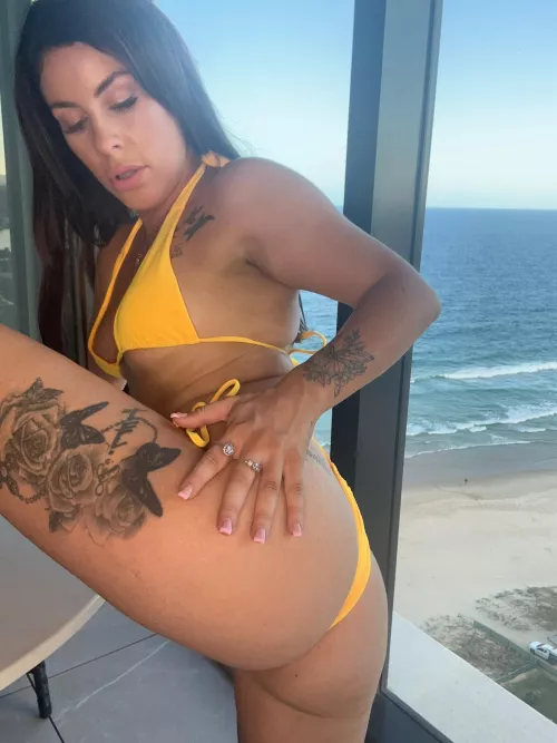 Can you make an inked girl happy? by TheLuckyComedian