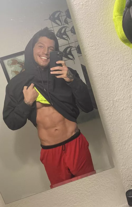 Cus sometimes i wear clothes 🙃 by Stone_Drifter