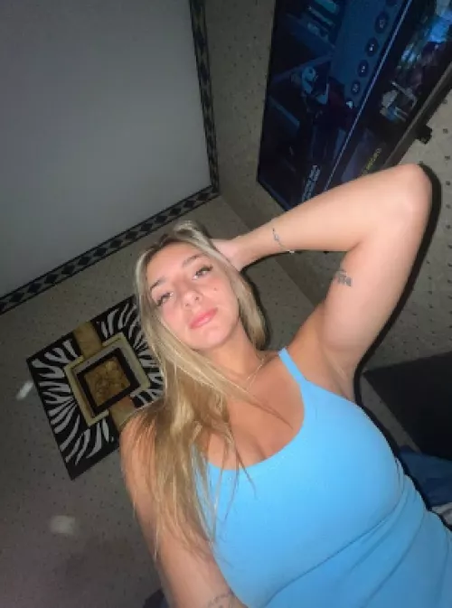 Do you find me hot and sexy? by asteiner75