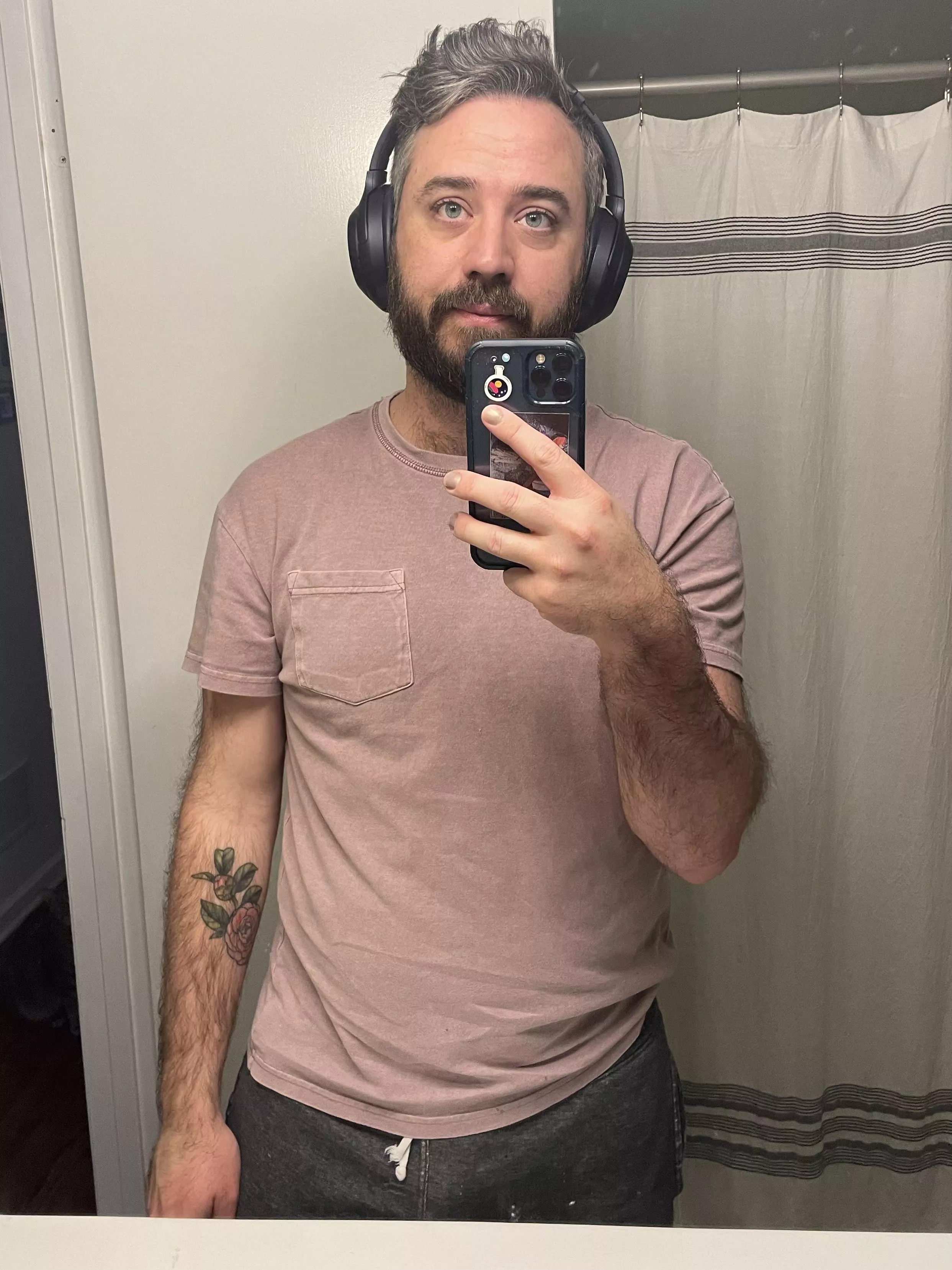 Felt cute and maybe needed a lil confidence boost 🥺 posted by charmeli