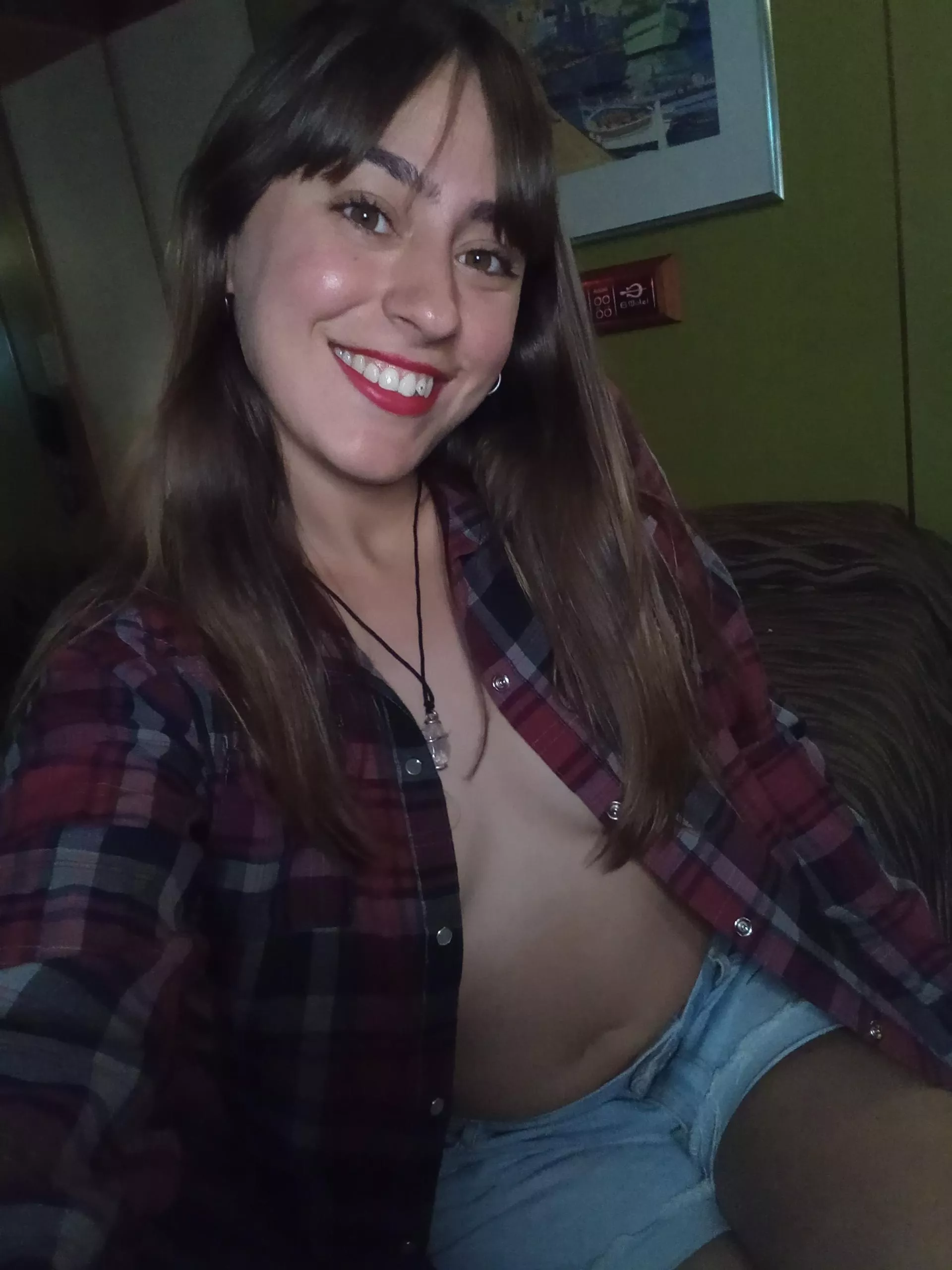 finish undressing me please posted by Joana_fox