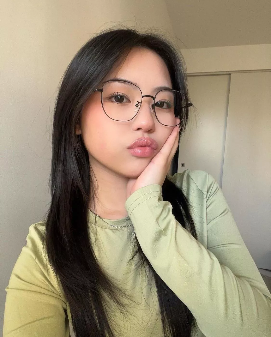 Gentle Touch posted by AERO-WAVE