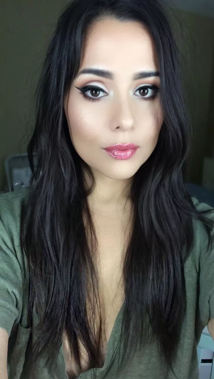 Good afternoon? Great afternoon. posted by LizaCaderaz