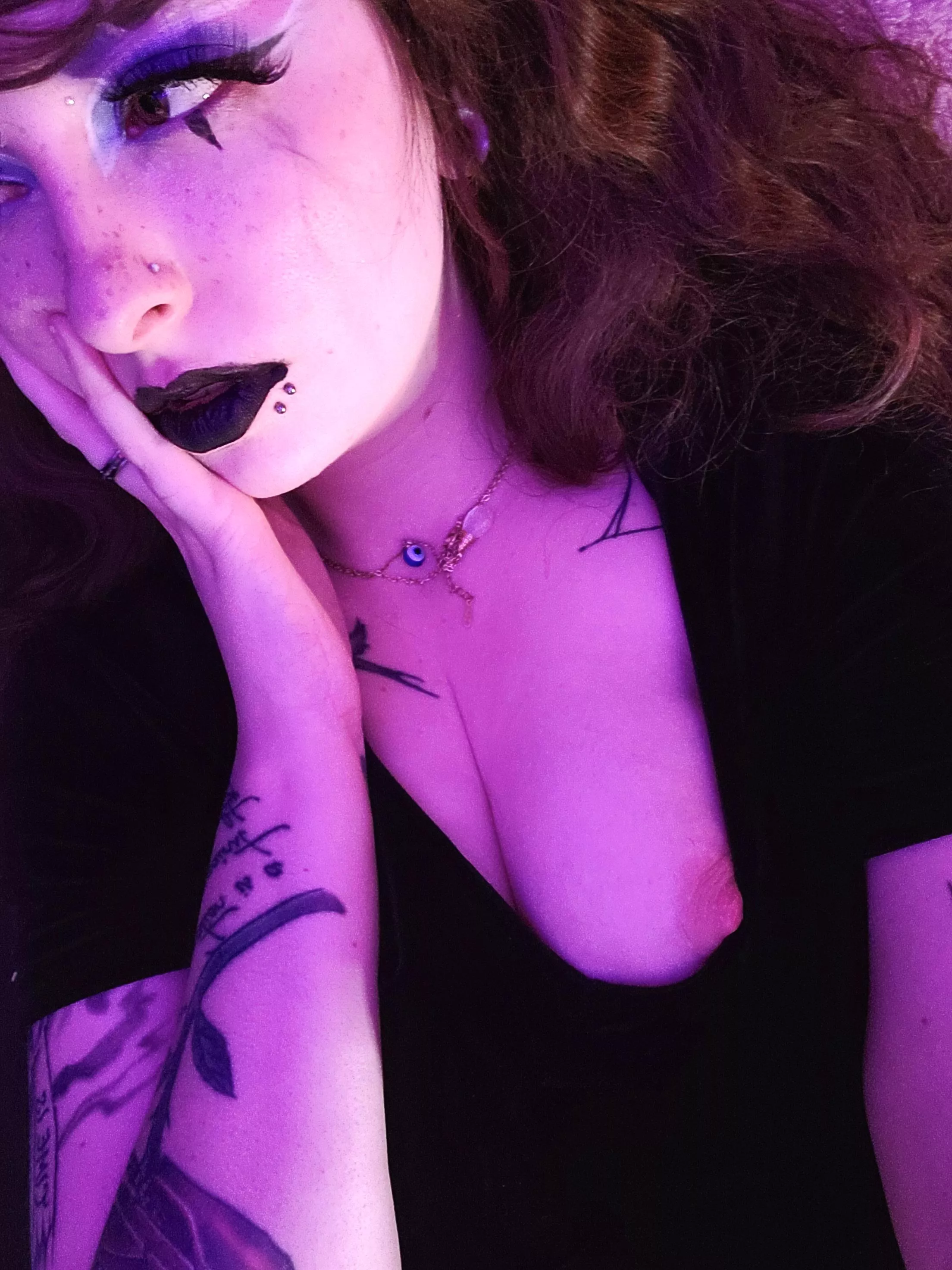 Goth girl nip slip posted by xdream_scapex