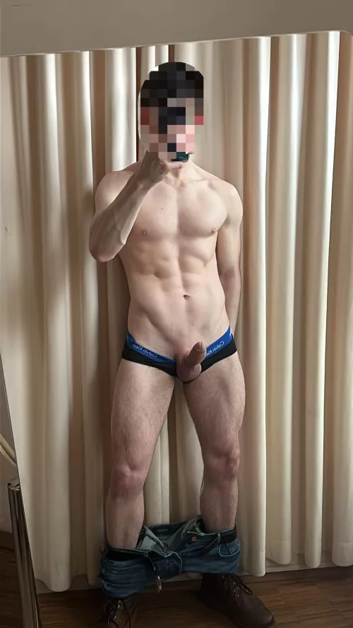 He won’t stay inside by Tristan-1996