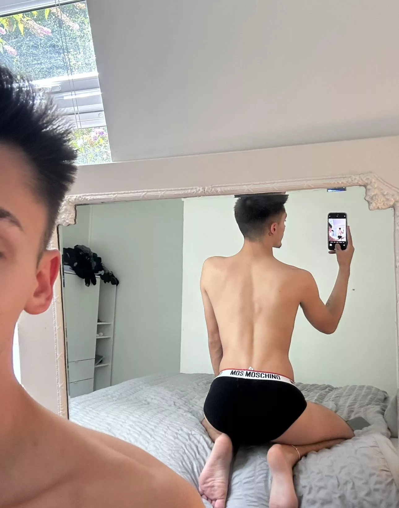 i love briefs posted by josh07103