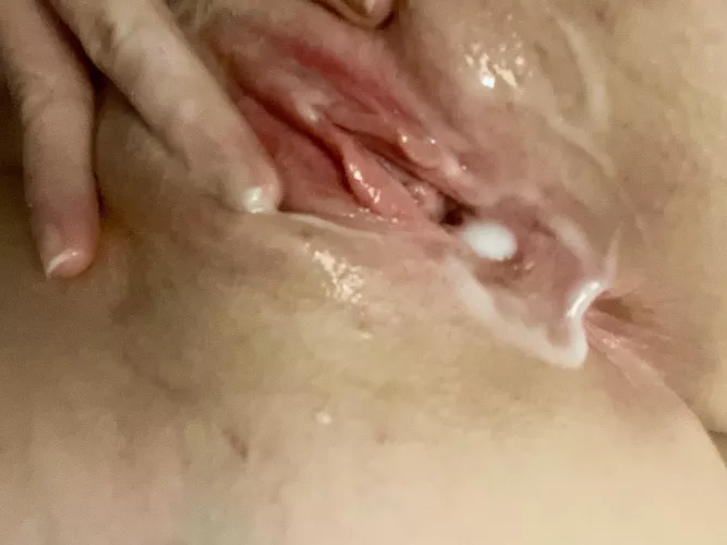 I love Cum by funcouple727