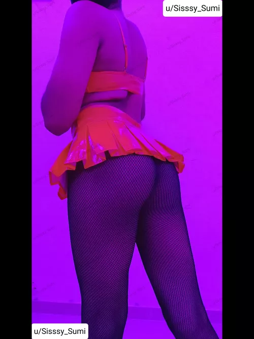 I love the easy access when I weIar skirt..🍑🥒💦 by Sisssy_Sumi