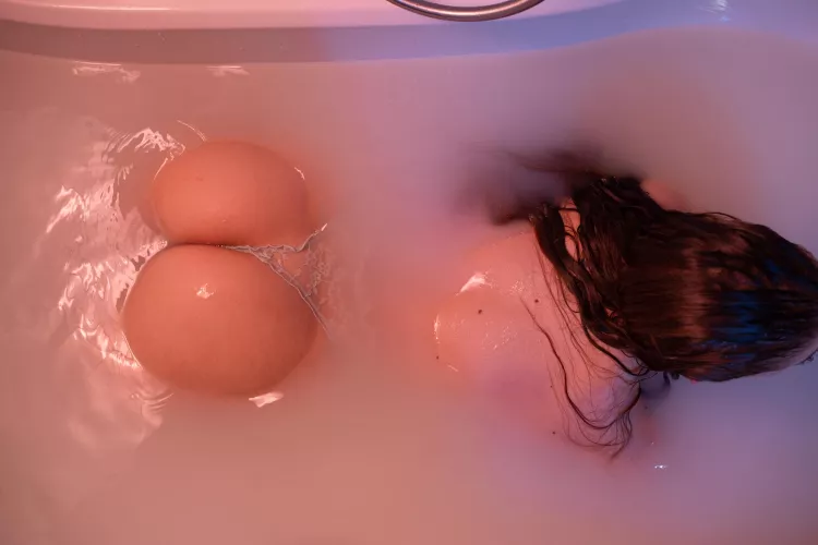 I'm 19 and people keep calling my booty small! Would you consider it fun sized? by Rebecca_Ray32