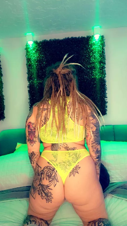 I'm At Home Waiting For You Daddy by misscheviblue